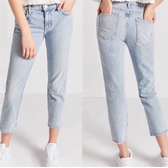 Current/Elliott | The Cropped Straight Jean in Light Indigo - Picture 1 of 9